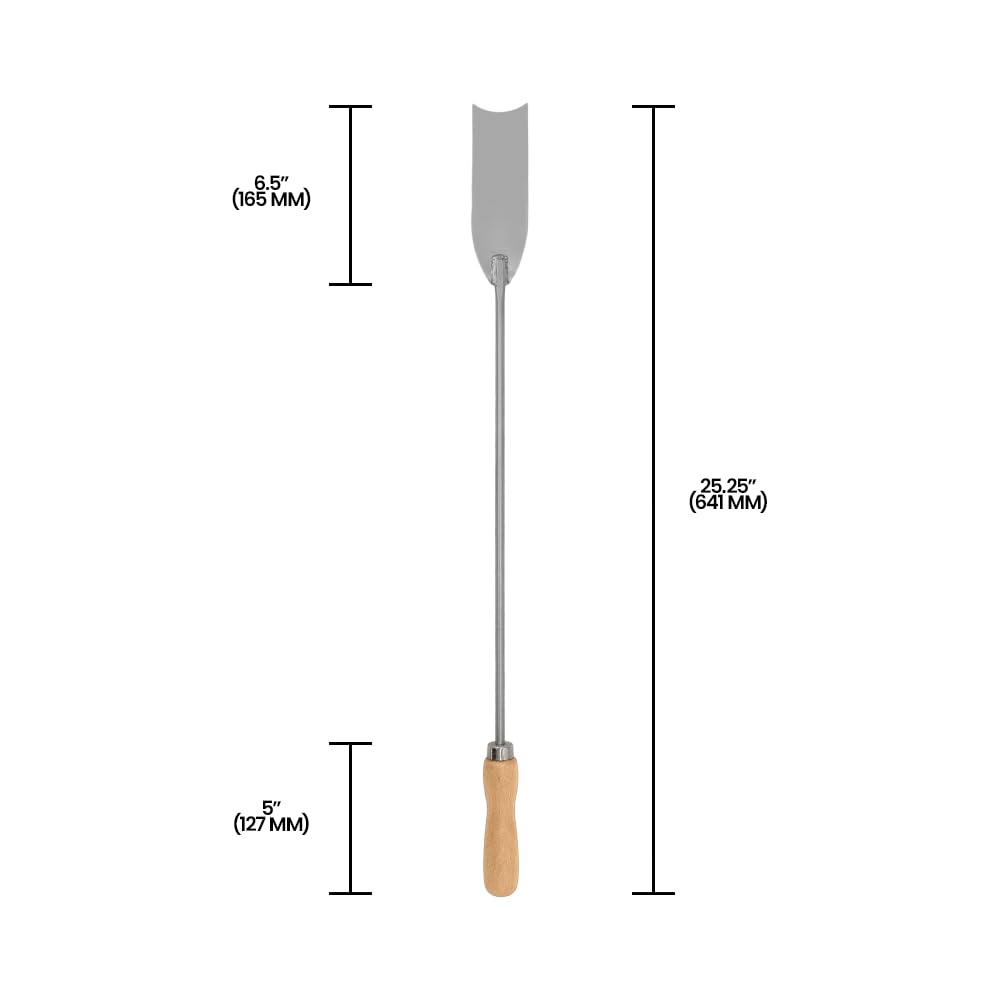 Zenport K801 asparagus knife in soil ready for harvest or weeding