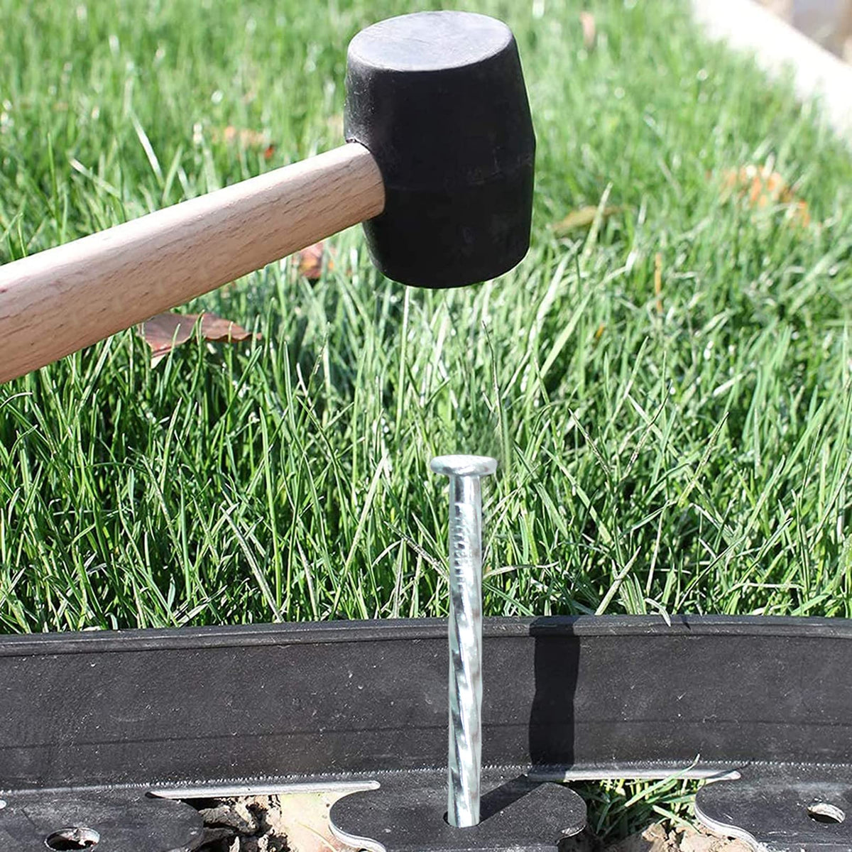 ZHHENIALY pack of 100 stakes ready for versatile garden projects.
