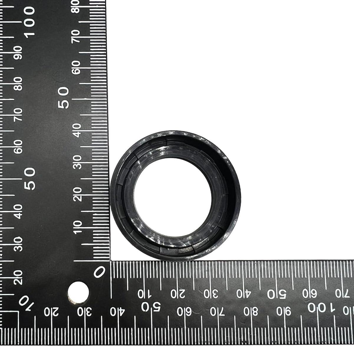 Zhiqinge tiller maintenance use photo demonstrates practical seal replacement