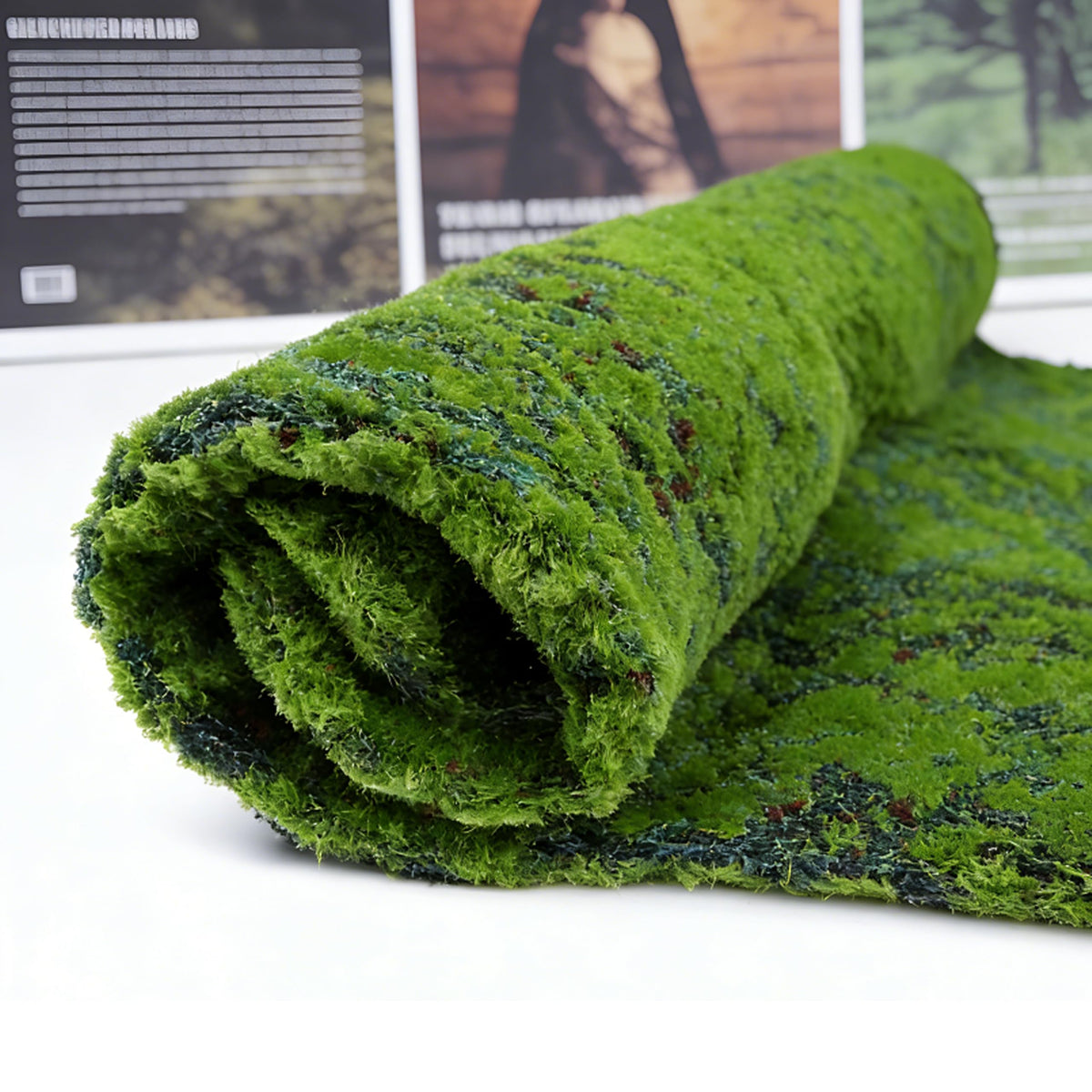 ZHQZZPH Sheet Moss Mat tabletop display creates a lifelike centerpiece.