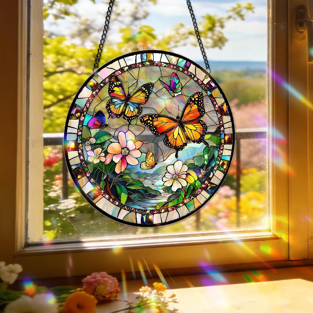Zhuoyaju stained-glass style suncatcher adds color to home