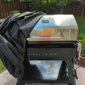 ZJYWSCH Titan cover guards heavy rain and heat for reliable outdoor grilling.