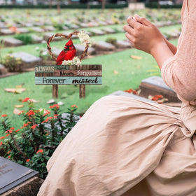 Zonon Cardinal grave stake brown floral pattern adds a respectful garden tribute