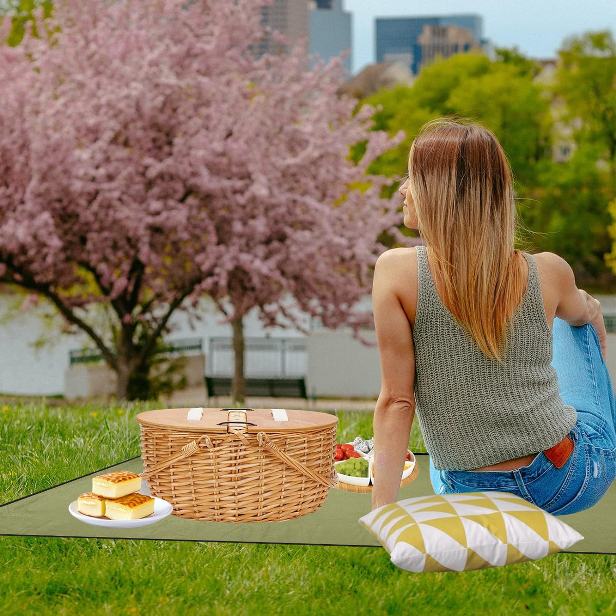 ZORMY two-person capacity shown with compact packing for a simple picnic.