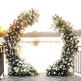 ZpigToor minimalist gold arches suit weddings, baby showers, Ramadan decor