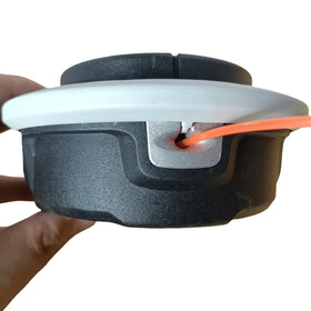 Zqqalitize C26-2 in use on lawn edges with auto-feed line