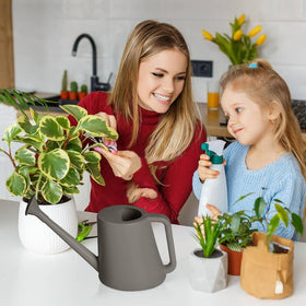 ZXJ Grip Can semi-open inlet simplifies filling from faucet or bucket.